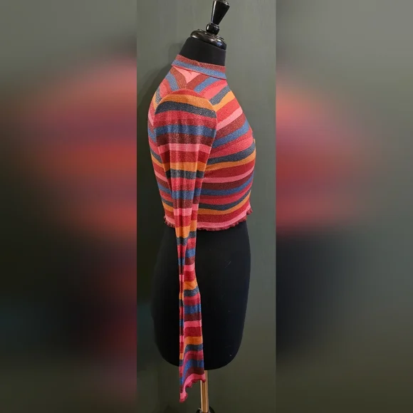 Farm Rio Crop Top - Picture 4 of 7